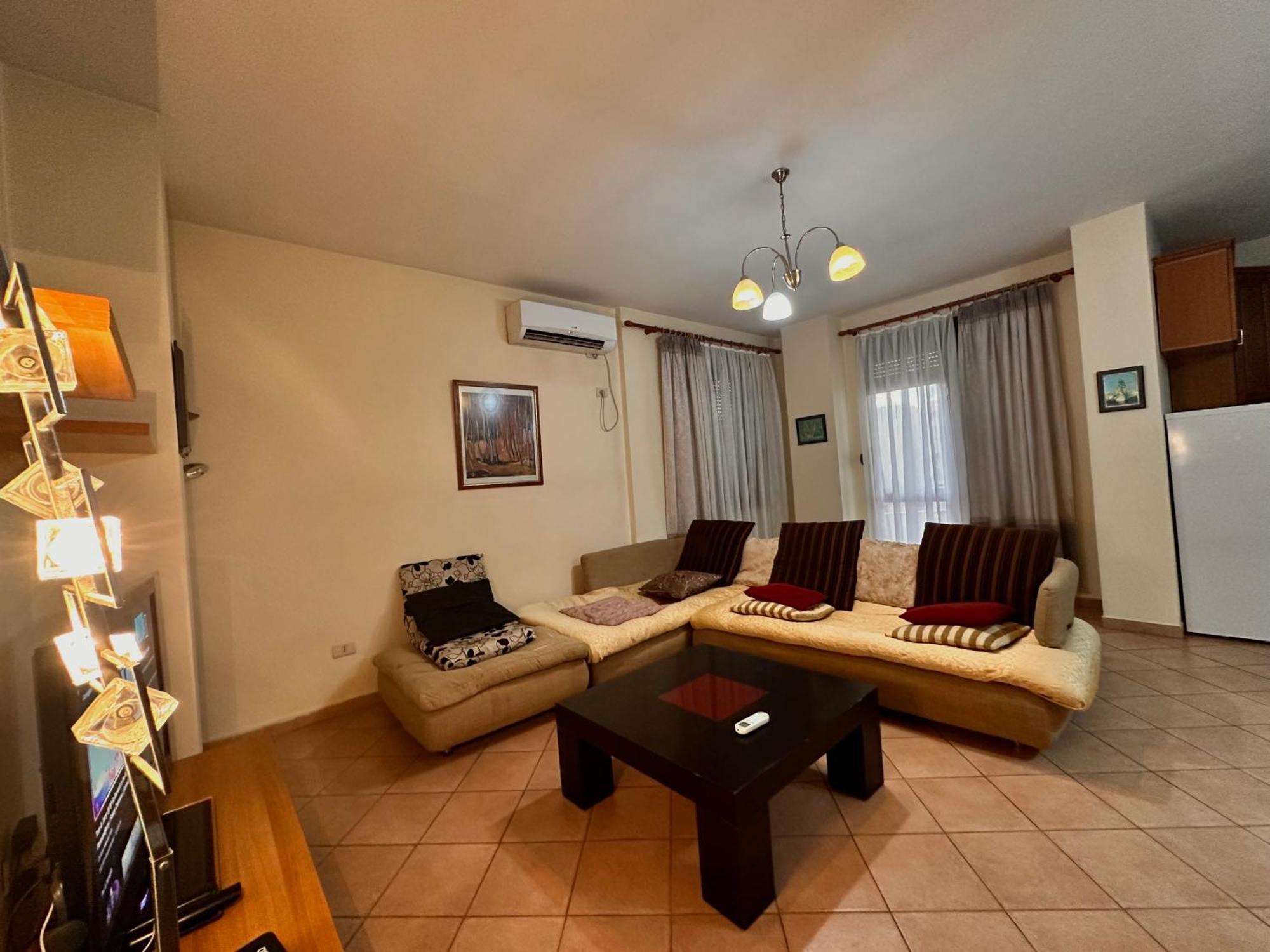 Grande House Apartamento Tirana Exterior foto